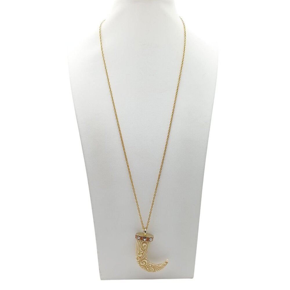 Carved Resin Horn Pendant Necklace With Ornate Detailing Gold-Tone Chain & Rhine